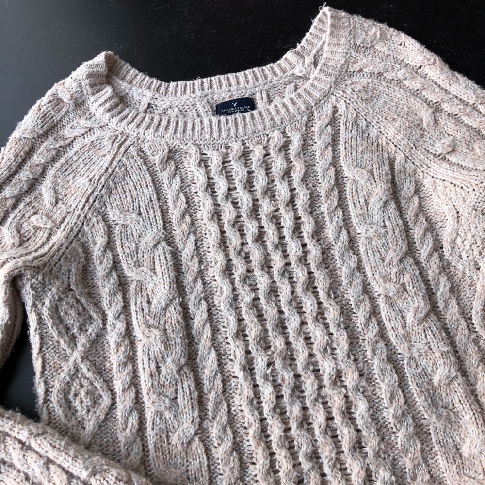 Medium Cozy American Eagle Sweater